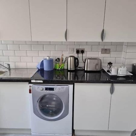 Next To Liverpool Stadium Apartment Bagian luar foto